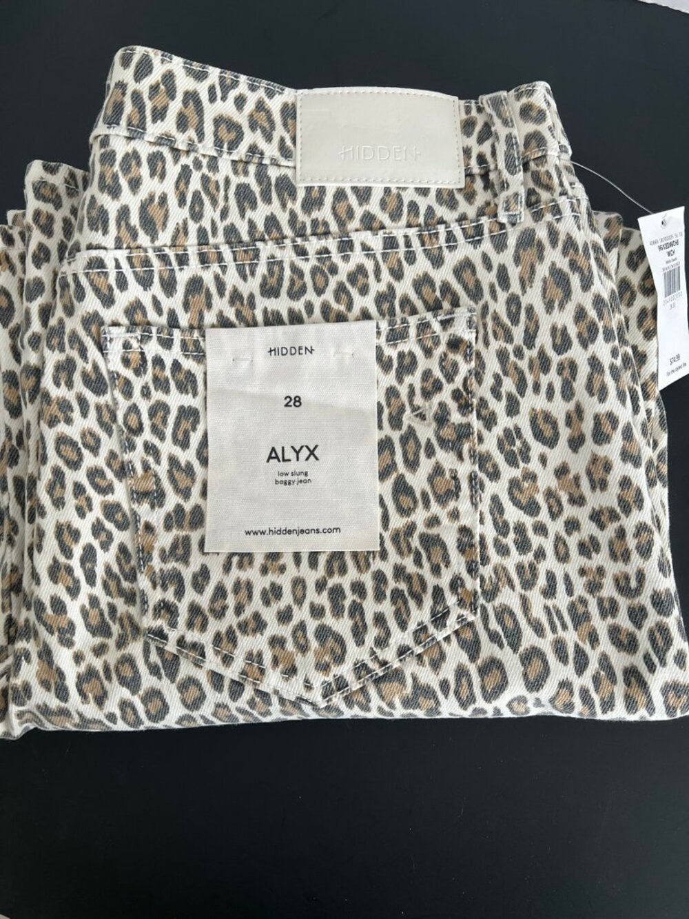 Hidden Low Slung Baggy Jean Leopard Print Size 28W 30L